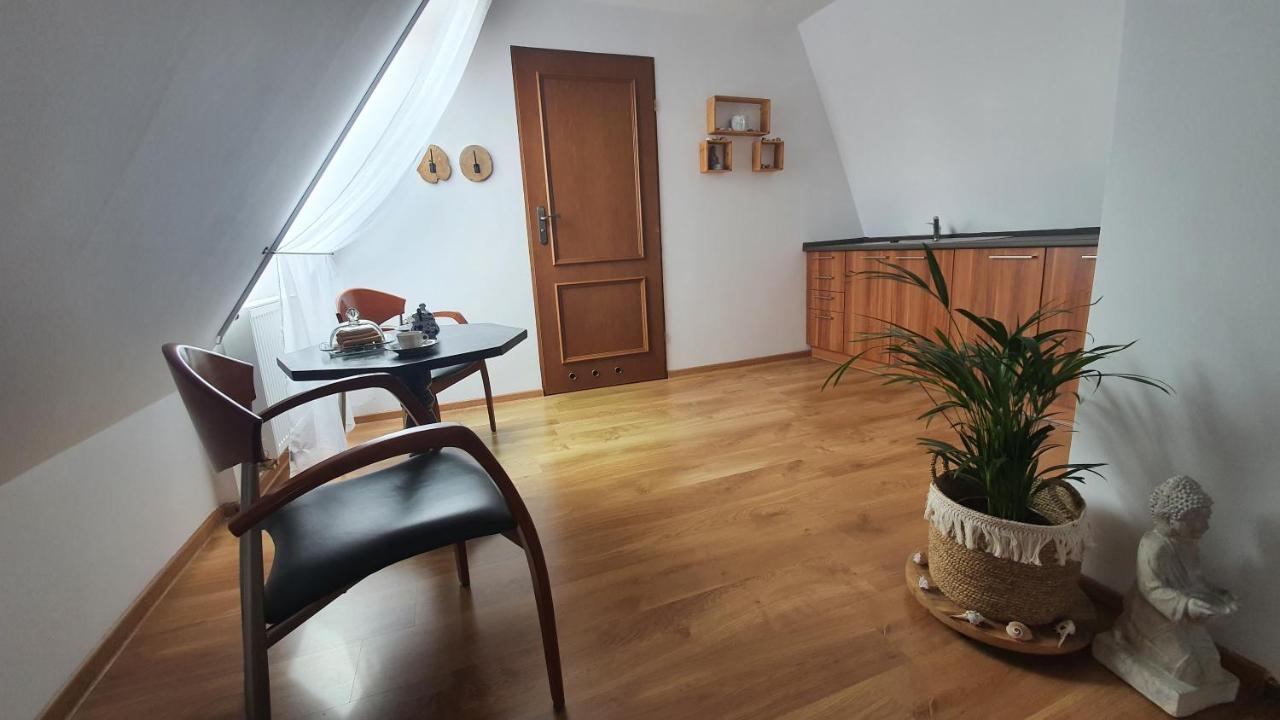 Hotel Siesta Świebodzin Kültér fotó