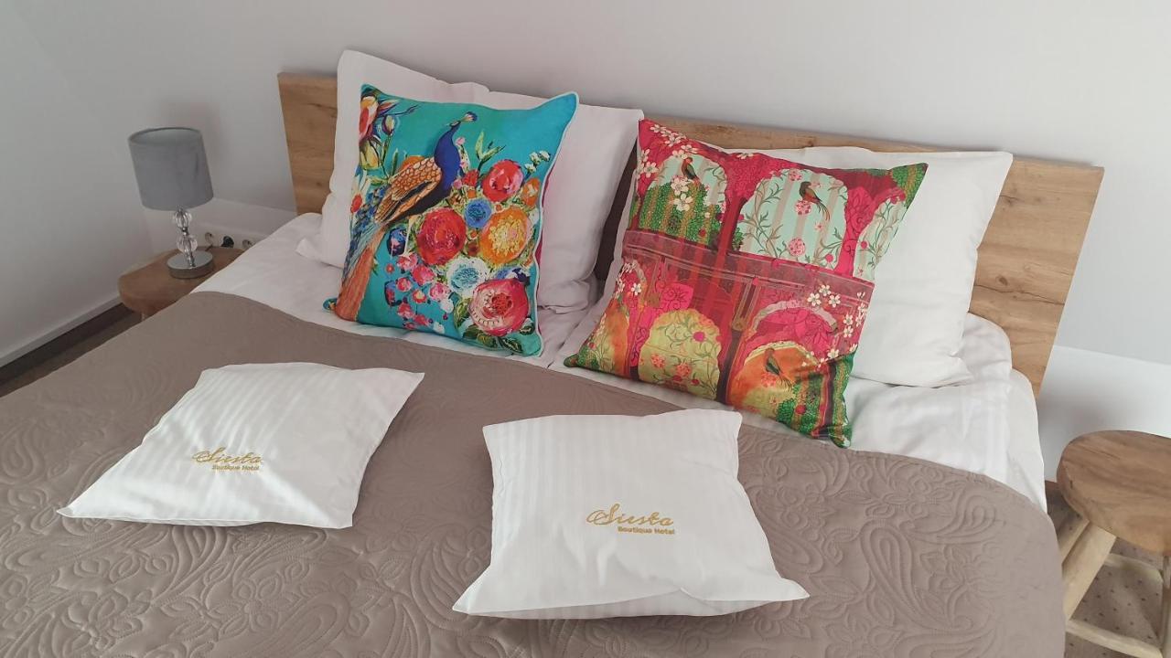 Hotel Siesta Świebodzin Kültér fotó
