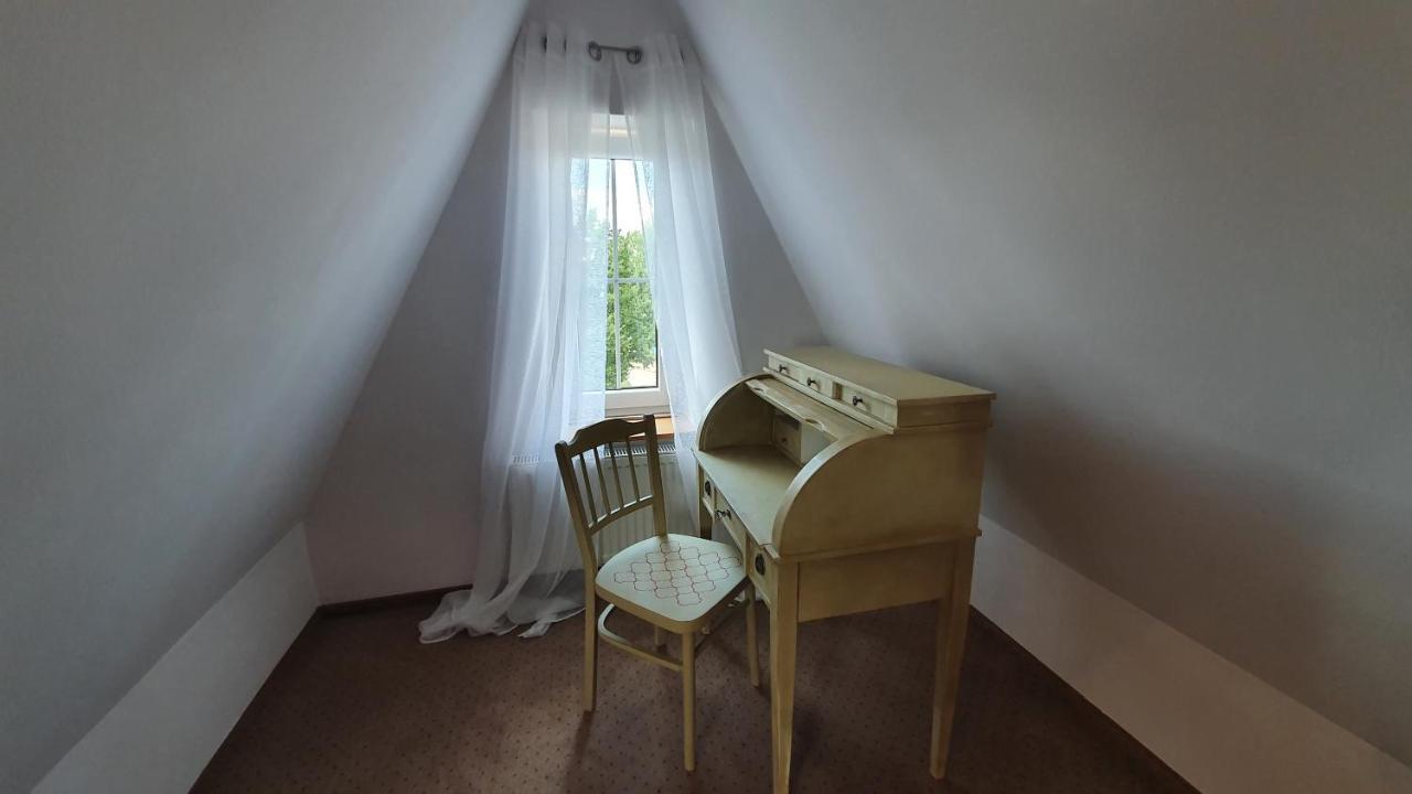 Hotel Siesta Świebodzin Kültér fotó