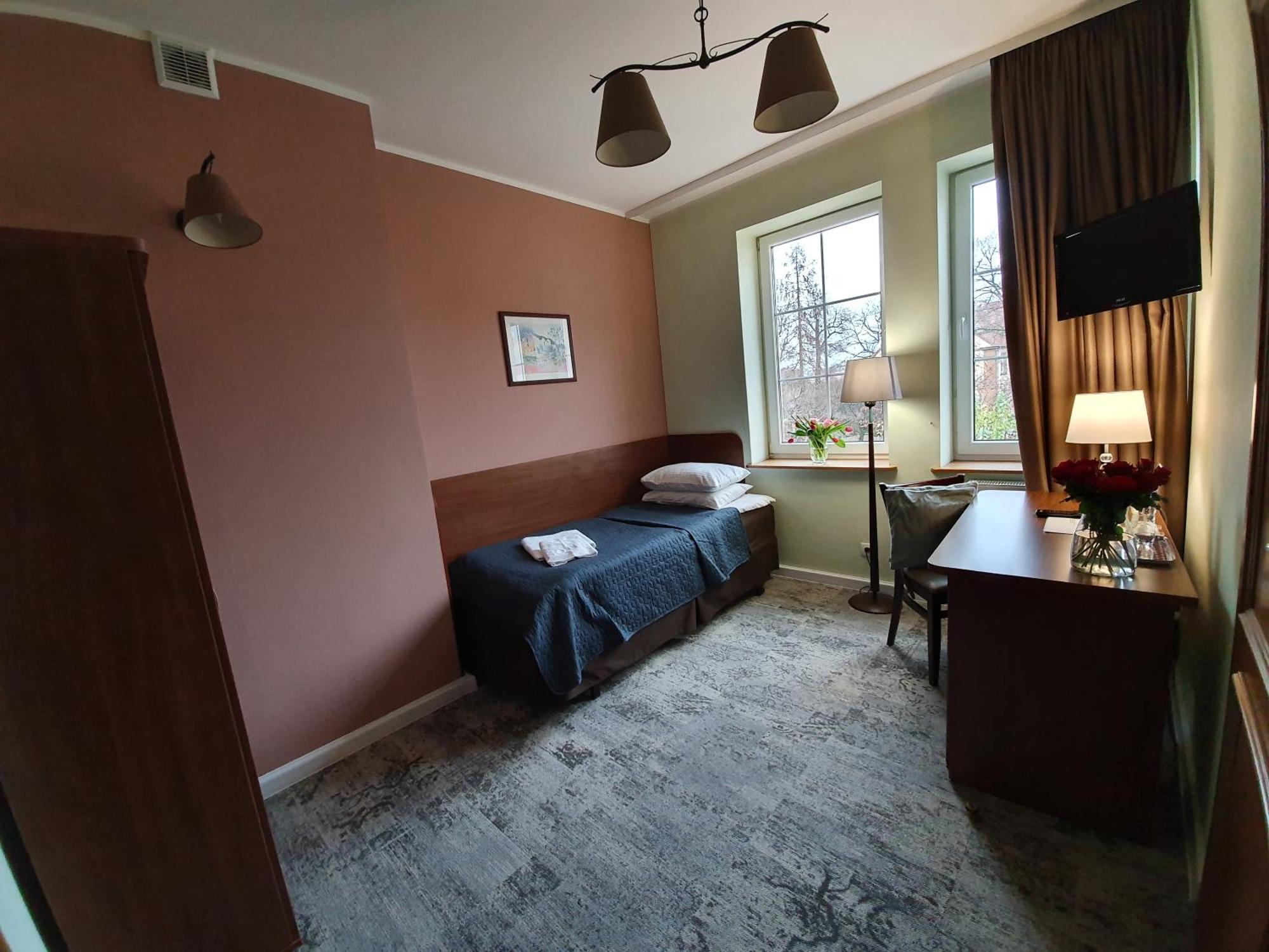 Hotel Siesta Świebodzin Szoba fotó