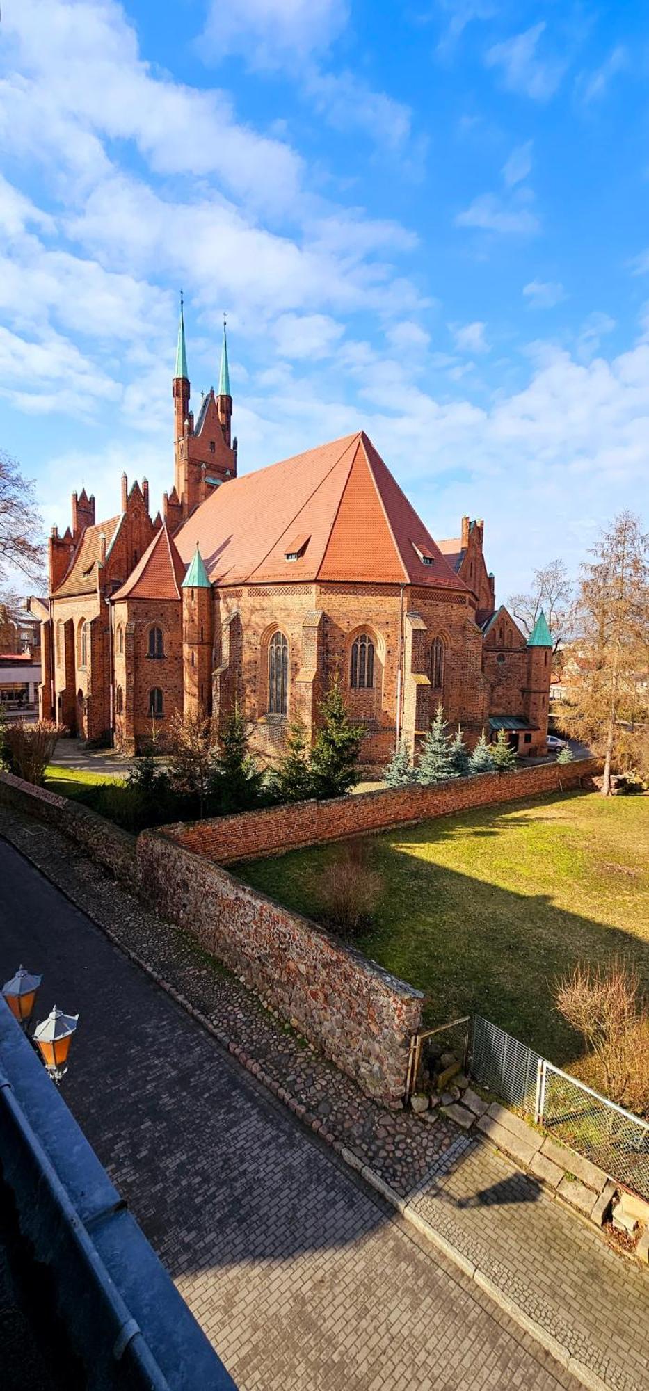 Hotel Siesta Świebodzin Kültér fotó