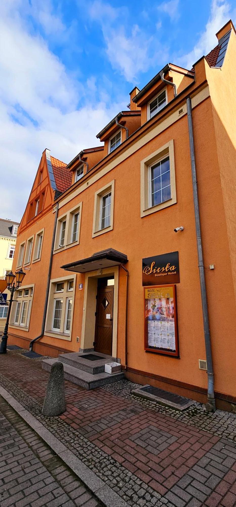Hotel Siesta Świebodzin Kültér fotó