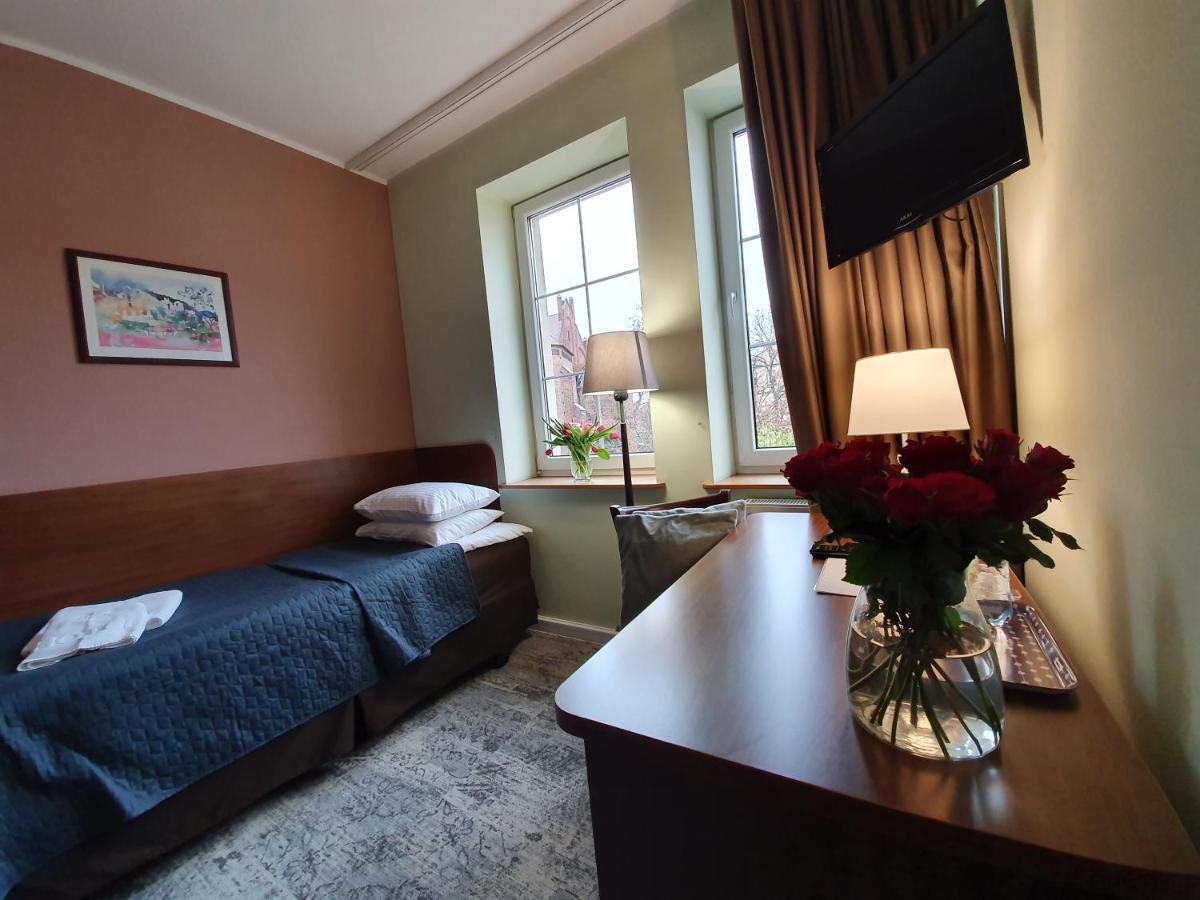 Hotel Siesta Świebodzin Szoba fotó